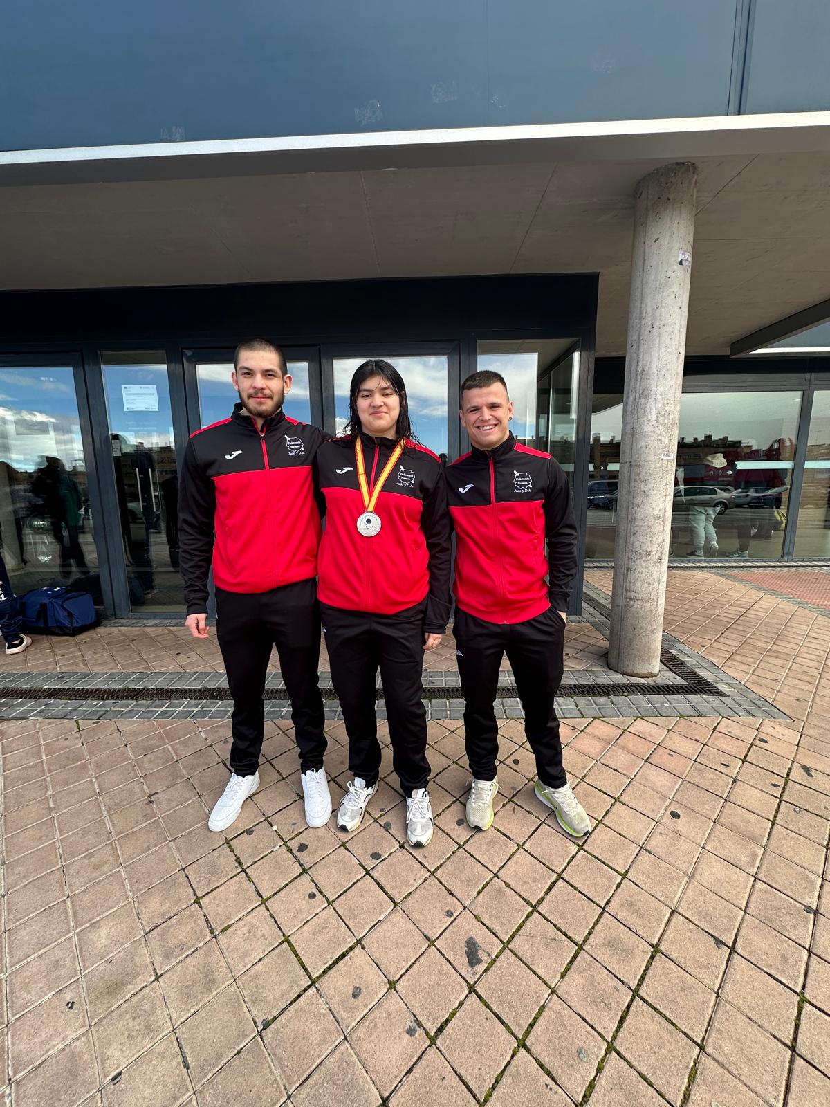 PLATA Y 5&ordm; y 7&ordm; PUESTOS PARA LOS NAVARROS EN EL CAMPEONATO DE ESPA&Ntilde;A DE JIU-JITSU ABSOLUTO 15-03-25